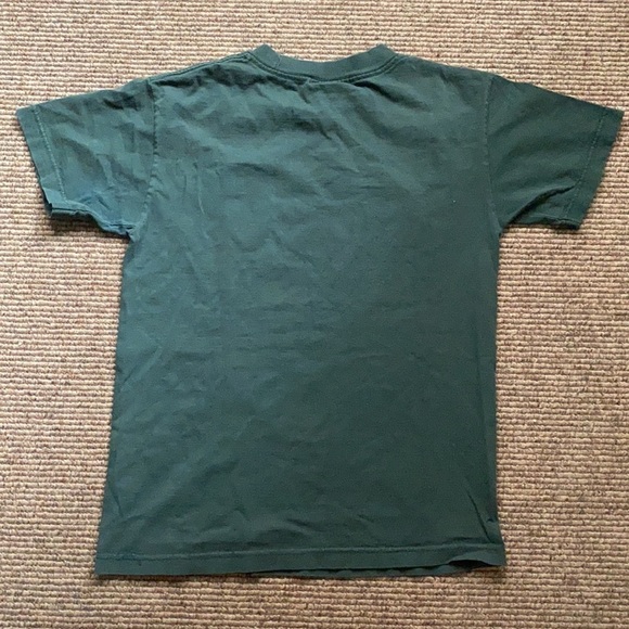 BUNDLE of Graphic Tees - Picture 6 of 14